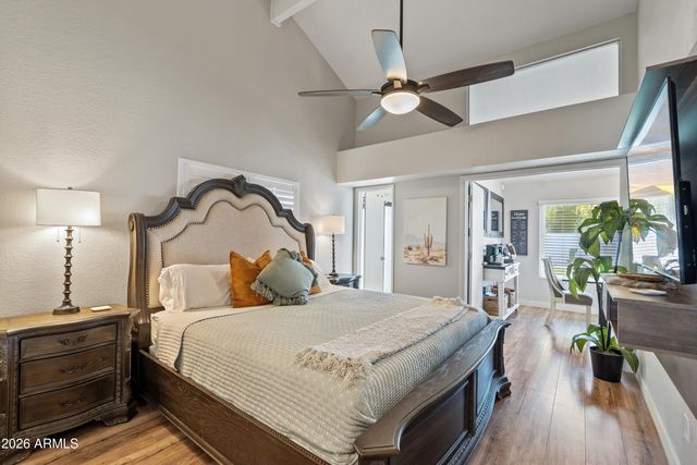 2213 W IRMA Lane, Phoenix, AZ 85027