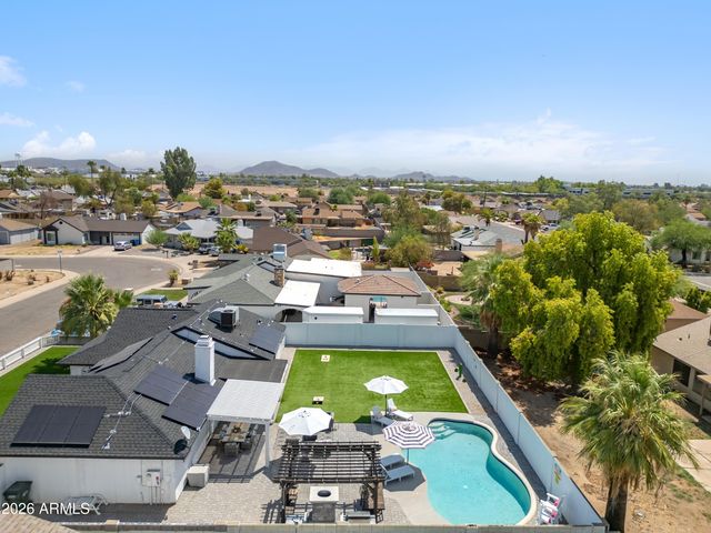 2213 W IRMA Lane, Phoenix, AZ 85027