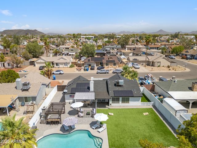 2213 W IRMA Lane, Phoenix, AZ 85027