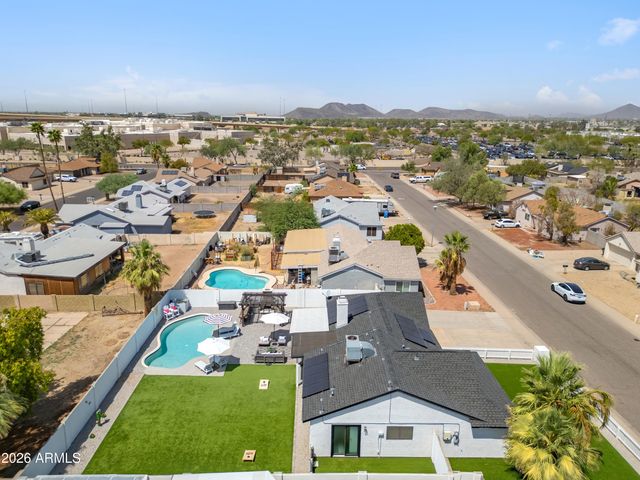 2213 W IRMA Lane, Phoenix, AZ 85027
