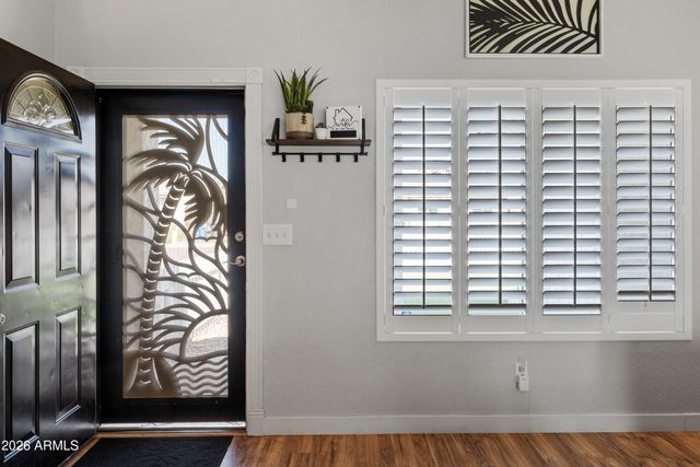 2213 W IRMA Lane, Phoenix, AZ 85027