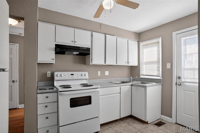 1224 Kilgore Drive, St Louis, MO 63137