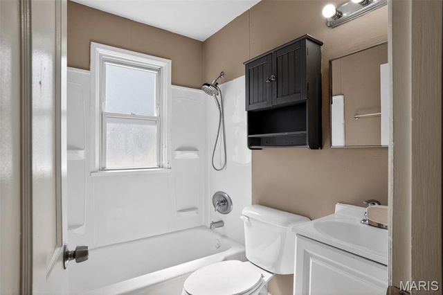 1224 Kilgore Drive, St Louis, MO 63137