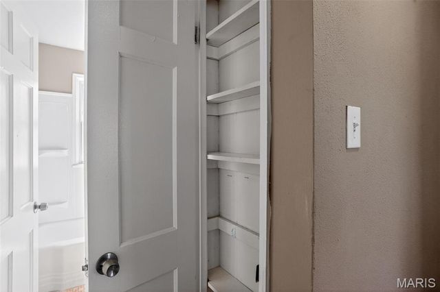 1224 Kilgore Drive, St Louis, MO 63137