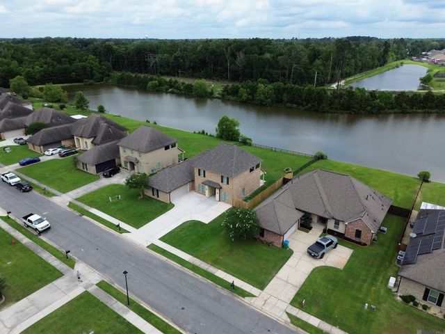 8661 Sandpiper Street, Denham Springs, LA 70706