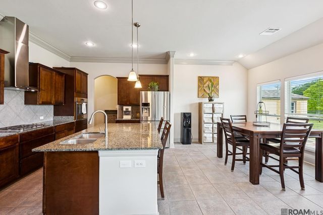 8661 Sandpiper Street, Denham Springs, LA 70706