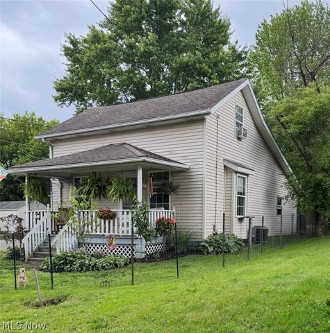 1528 22nd Street NE, Canton, OH 44714