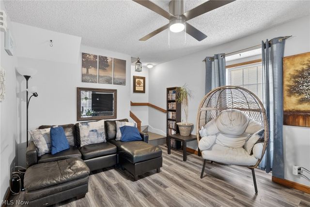 1528 22nd Street NE, Canton, OH 44714