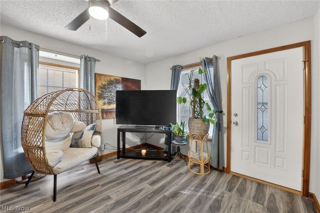 1528 22nd Street NE, Canton, OH 44714