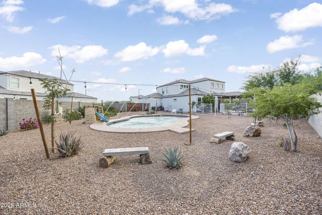 30700 W WELDON Avenue, Buckeye, AZ 85396