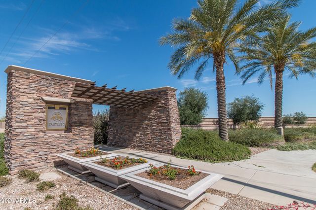 30700 W WELDON Avenue, Buckeye, AZ 85396