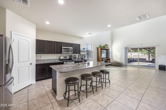 30700 W WELDON Avenue, Buckeye, AZ 85396