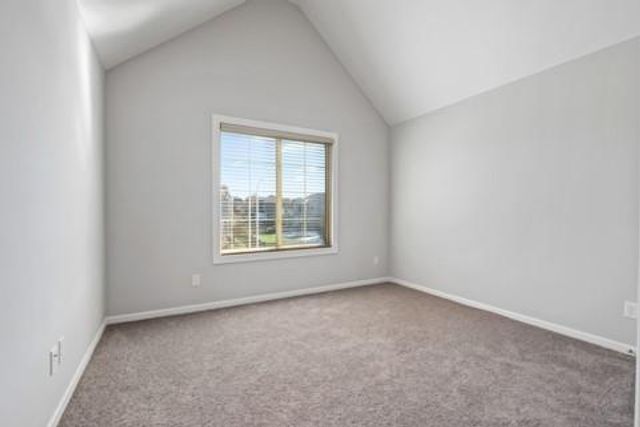 12533 S Hedge Court, Olathe, KS 66061