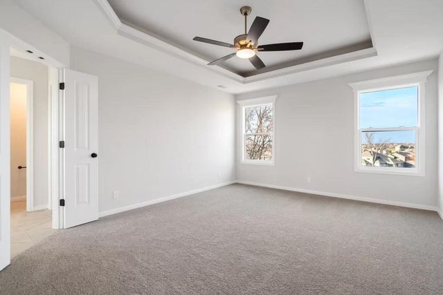 12533 S Hedge Court, Olathe, KS 66061