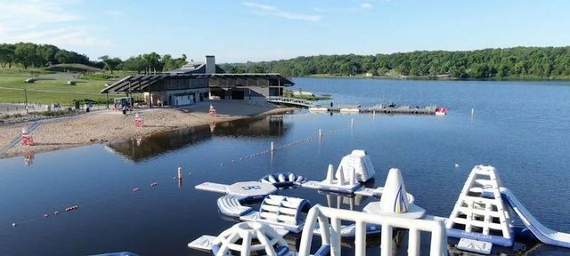 12533 S Hedge Court, Olathe, KS 66061