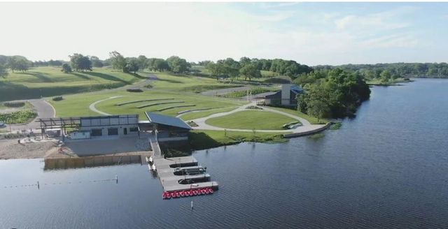 12533 S Hedge Court, Olathe, KS 66061