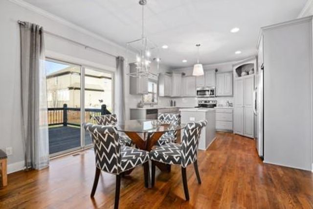 12533 S Hedge Court, Olathe, KS 66061