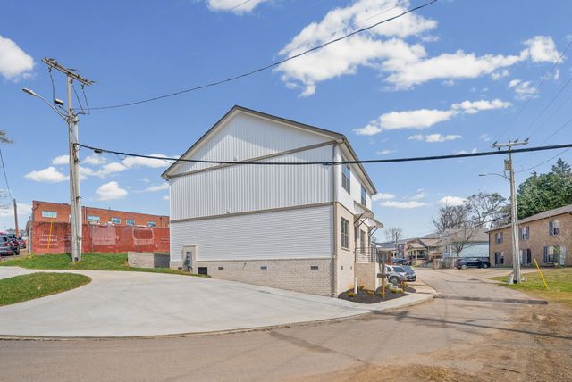 330 S 7th Street A, Clarksville, TN 37040