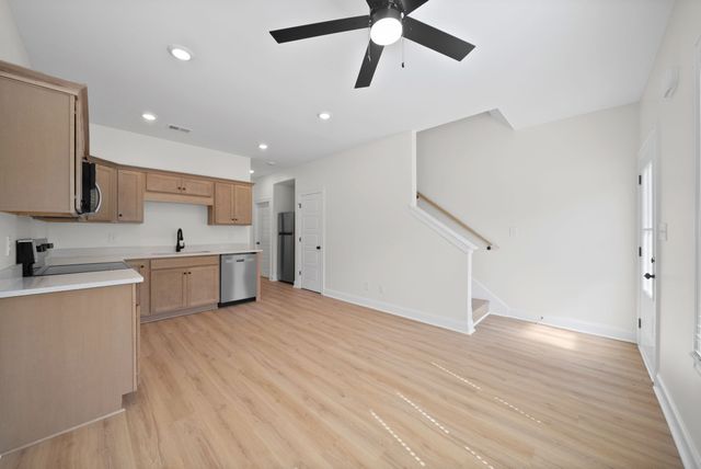 330 S 7th Street A, Clarksville, TN 37040