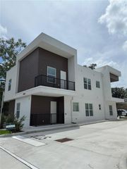 13614 N 22ND STREET, Tampa, FL 33613
