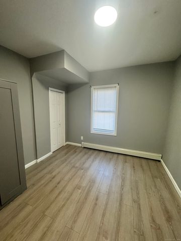 290 Orange Street 1, Waterbury, CT 06704