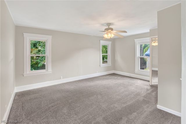 127 4th Street, Elyria, OH 44035