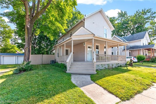 127 4th Street, Elyria, OH 44035