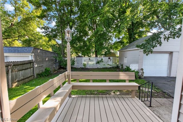 127 4th Street, Elyria, OH 44035