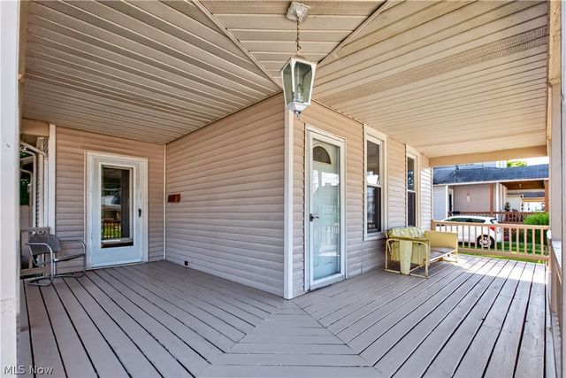 127 4th Street, Elyria, OH 44035