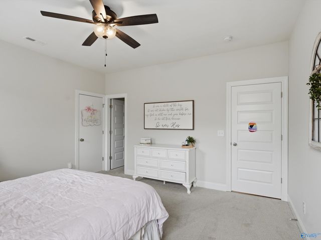 9116 Wagon Pass Way, Owens Cross Roads, AL 35763