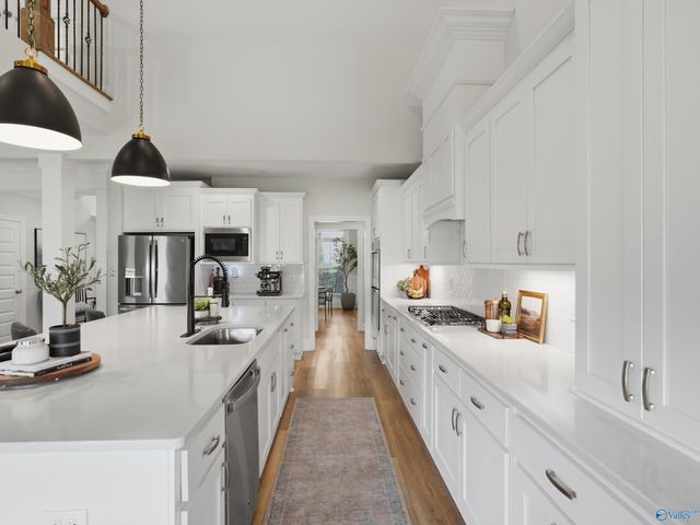 9116 Wagon Pass Way, Owens Cross Roads, AL 35763