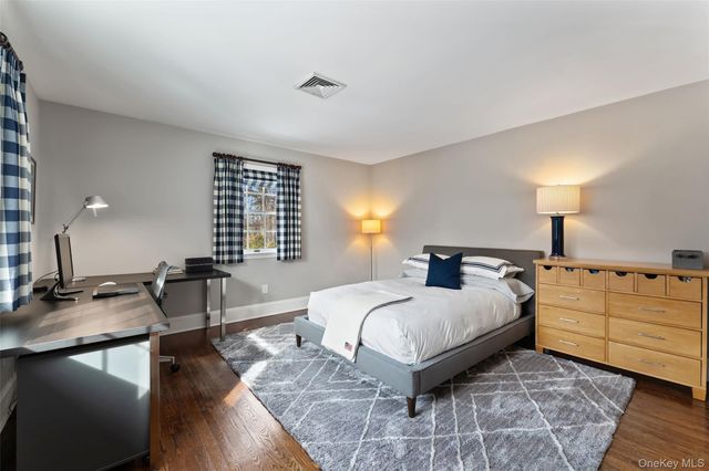 1 Grand Park Avenue, Scarsdale, NY 10583