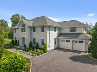 1 Grand Park Avenue, Scarsdale, NY 10583