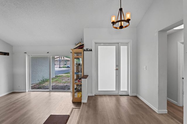 8560 NW 2nd Street, Coral Springs, FL 33071