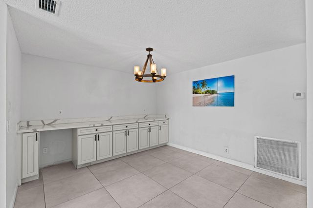 8560 NW 2nd Street, Coral Springs, FL 33071