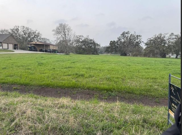 167 Horse Shoe Trail, Angleton, TX 77515