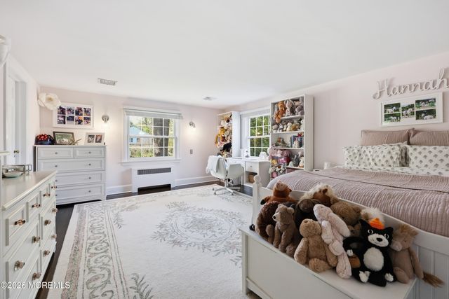 51 Beechwood Drive, Shrewsbury Boro, NJ 07702