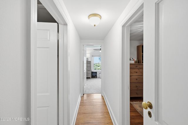 51 Beechwood Drive, Shrewsbury Boro, NJ 07702