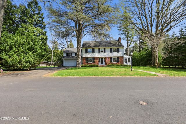 51 Beechwood Drive, Shrewsbury Boro, NJ 07702