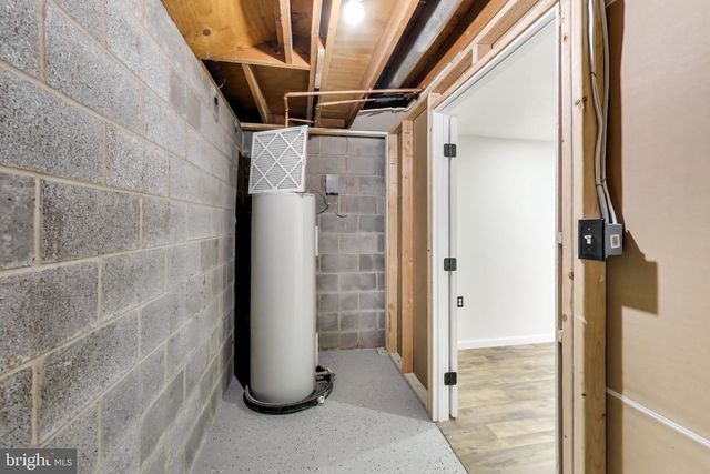 10810 ROSEWOOD DR, Hagerstown, MD 21740