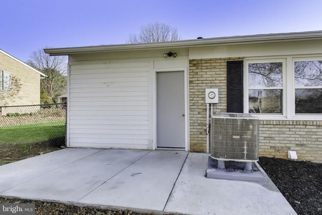 10810 ROSEWOOD DR, Hagerstown, MD 21740