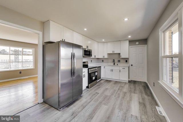 10810 ROSEWOOD DR, Hagerstown, MD 21740