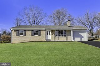 10810 ROSEWOOD DR, Hagerstown, MD 21740