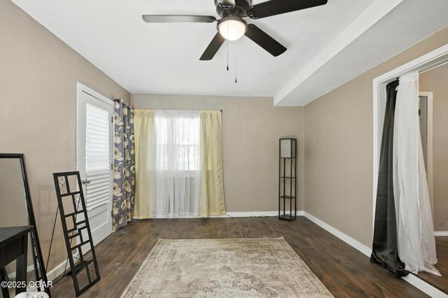 232 Hickory Place, Carl Junction, MO 64834