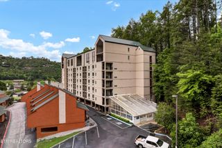 413 Baskins Creek Rd # 205, Gatlinburg, TN 37738