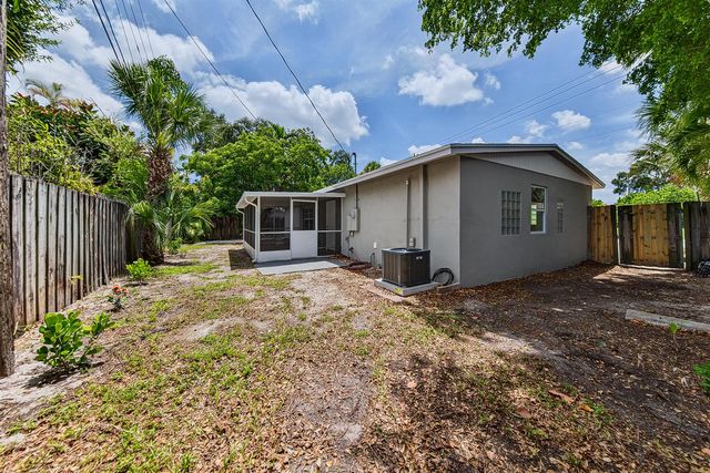 317 SW 19TH Street, Fort Lauderdale, FL 33315