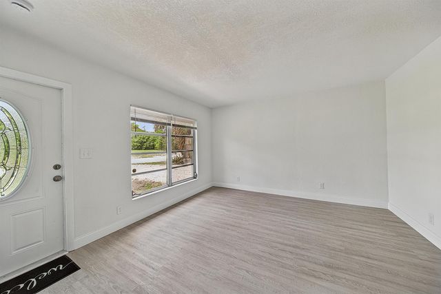 317 SW 19TH Street, Fort Lauderdale, FL 33315