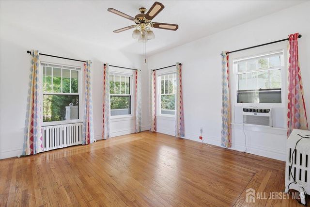 4 main Street, East Brunswick, NJ 08816