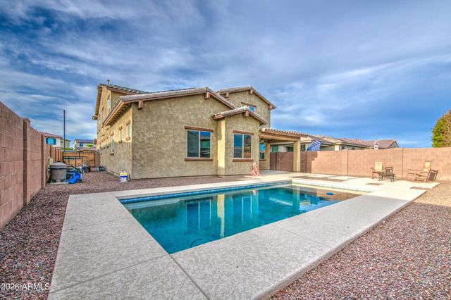 18011 W RAYMOND Street, Goodyear, AZ 85338