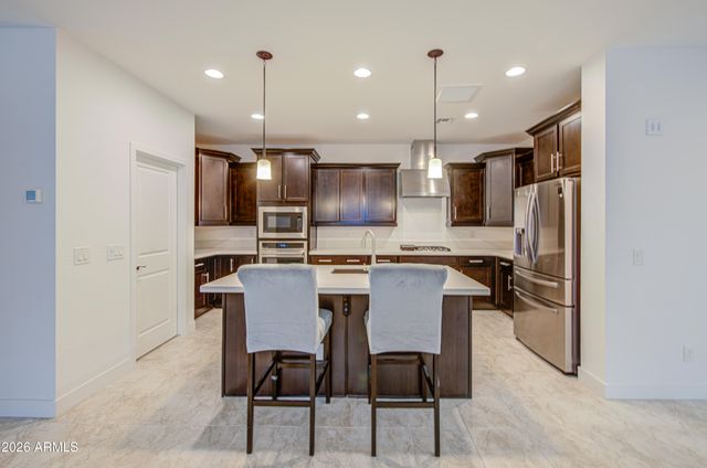 18011 W RAYMOND Street, Goodyear, AZ 85338